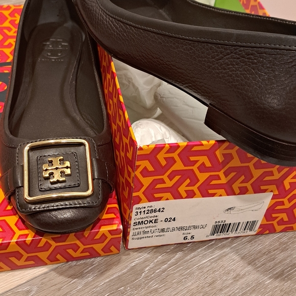 Authentic Tory Burch women's shoes. Size 6.5. New.   - Picture 4 of 4